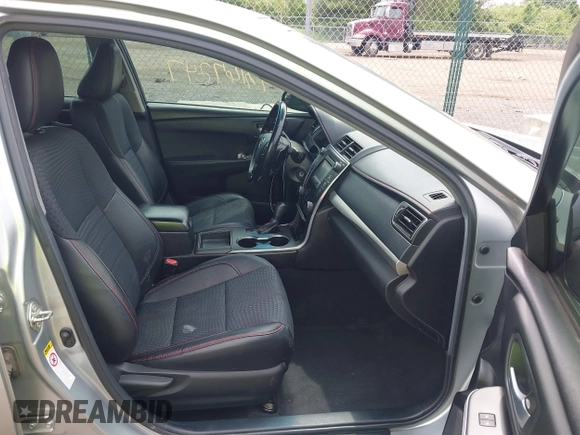 2015 Toyota Camry XLE with VIN 4T1BF1FK9FU912662, listed as a IAAI auction lot 42167247 with 206,295 mi miles and . Bid and sale history available at DreamBid. Image 5.