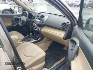 2009 Toyota RAV4 with VIN JTMBK33V99D008325, listed as a IAAI auction lot 41929170 with 108,916 mi miles. Bid and sale history available at carsss.com. Image 5.