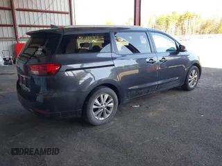 2016 Kia Sedona LX with VIN KNDMB5C12G6095407, listed as a IAAI auction lot 42068116 with 189,224 mi miles. Bid and sale history available at carsss.com. Image 4.