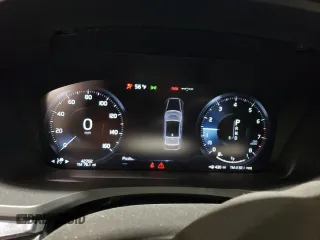 2020 Volvo S60 R-Design with VIN 7JRA22TM4LG073071, listed as a Copart auction lot 49549104 with 42,702 mi miles. Bid and sale history available at carsss.com. Image 9.