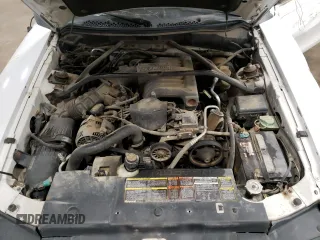 1994 Ford Mustang z VIN 1FALP45T4RF149529, wystawiony jako Copart lot #42222295 z przebiegiem 179 309 mil mil oraz Szkoda całkowita • Salvage title. Historia ofert i sprzedaży dostępna na DreamBid. Obrazek 13.