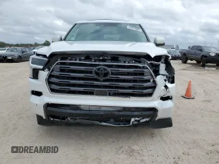 2024 Toyota Sequoia SR5 with VIN 7SVAAABA4RX041139, listed as a Copart auction lot 43978865 with 4,742 mi miles and Salvage Title. Bid and sale history available at carsss.com. Image 5.