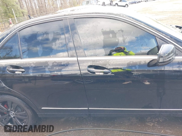 2011 Mercedes-Benz C 300 Sport with VIN WDDGF8BB1BR158913, listed as a IAAI auction lot 41961607 with 126,346 mi miles and . Bid and sale history available at carsss.com. Image 13.