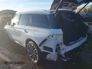 2020 Lincoln Aviator Reserve with VIN 5LM5J7XC8LGL36060, listed as a IAAI auction lot 41851651 with 36,367 mi miles and . Bid and sale history available at DreamBid. Image 3.