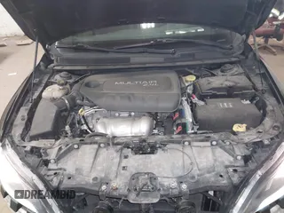 2015 Chrysler 200 S with VIN 1C3CCCBBXFN557664, listed as a IAAI auction lot 41933511 with 97,017 mi miles. Bid and sale history available at carsss.com. Image 10.