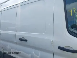 2017 Ford Transit с VIN 1FTYE1ZM0HKA09961, выставлен на аукционе IAAI как лот 42434479 с пробегом 51 061 миль миль и . История ставок и продаж доступна на DreamBid. Изображение 13.