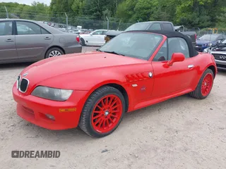 2001 BMW Z3 3.0 z VIN WBACN53451LL46696, wystawiony jako IAAI lot #42171101 z przebiegiem 55 212 mil mil oraz . Historia ofert i sprzedaży dostępna na DreamBid. Obrazek 2.