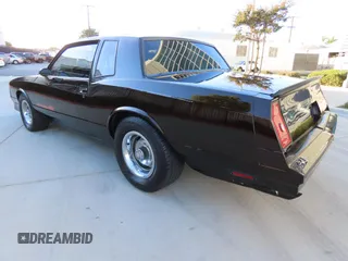1985 Chevrolet Monte Carlo Sport SS с VIN 1G1GZ37G4FR149856, выставлен на аукционе Copart как лот 88110005 с пробегом 8 230 миль миль и Чистый • Clean title. История ставок и продаж доступна на DreamBid. Изображение 4.