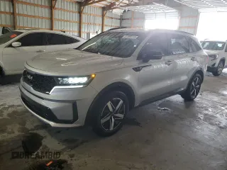 2022 Kia Sorento S z VIN 5XYRL4LC2NG148647, wystawiony jako Copart lot #57588115 z przebiegiem 33 249 mil mil oraz Szkoda całkowita • Salvage title. Historia ofert i sprzedaży dostępna na DreamBid. Obrazek 1.