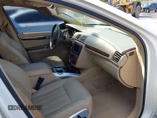 2006 Mercedes-Benz R-Class 3.5L with VIN 4JGCB65E26A010431, listed as a IAAI auction lot 41907240 with 123,379 mi miles. Bid and sale history available at carsss.com. Image 5.