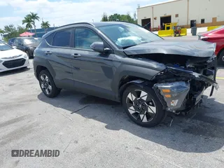 2025 Hyundai Kona SEL with VIN KM8HBCAB2SU211786, listed as a IAAI auction lot 42082953 with 15,686 mi miles and . Bid and sale history available at carsss.com. Image 1.