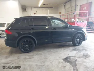 2021 Volkswagen Tiguan SE with VIN 3VV2B7AX1MM012587, listed as a IAAI auction lot 41653479 with 28,158 mi miles. Bid and sale history available at carsss.com. Image 13.
