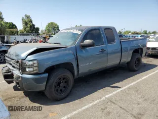 2011 Chevrolet Silverado 1500 LT with VIN 1GCRCSEA8BZ297190, listed as a Copart auction lot 64672494 with 163,472 mi miles and Salvage Title. Bid and sale history available at DreamBid. Image 1.