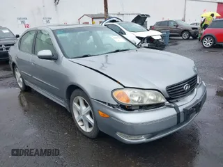 2004 Infiniti I35 with VIN JNKDA31A74T208001, listed as a IAAI auction lot 41835959 with 84,747 mi miles. Bid and sale history available at carsss.com. Image 1.