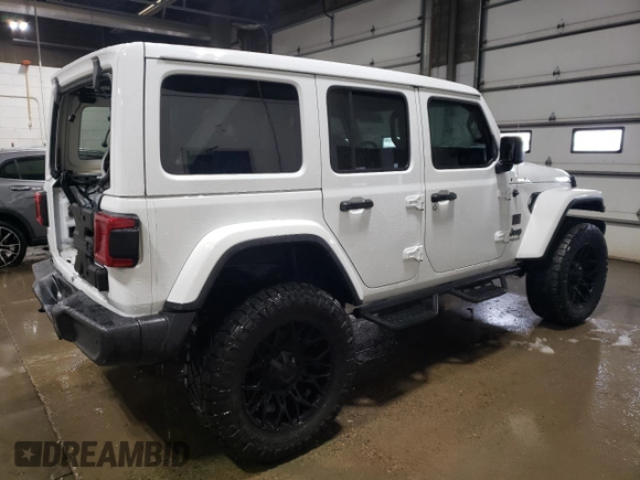 2022 Jeep Wrangler Unlimited Sahara with VIN 1C4HJXEG7NW172299, listed as a Copart auction lot 43535965 with 19,709 mi miles and Salvage Title. Bid and sale history available at DreamBid. Image 3.