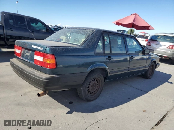 1994 Volvo 900 z VIN YV1JS8615R1180199, wystawiony jako Copart lot #76126714 z przebiegiem 131 713 mil mil oraz Szkoda całkowita • Salvage title. Historia ofert i sprzedaży dostępna na DreamBid. Obrazek 3.