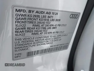 2025 Audi Q8 Premium Plus z VIN WA1EVBF18SD011370, wystawiony jako IAAI lot #42033326 z przebiegiem 164 mil mil oraz . Historia ofert i sprzedaży dostępna na DreamBid. Obrazek 9.