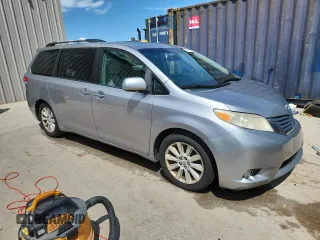 2011 Toyota Sienna XLE AAS with VIN 5TDYK3DC6BS024449, listed as a Copart auction lot 62478785 with 215,477 mi miles and Non repairable. Bid and sale history available at DreamBid. Image 4.