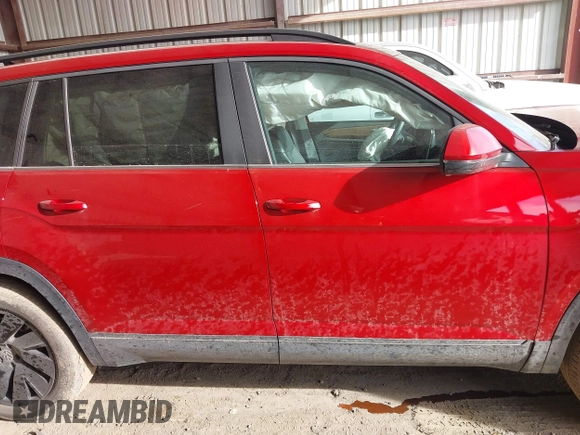 2024 Volkswagen Atlas SE z VIN 1V2KR2CAXRC549178, wystawiony jako IAAI lot #41814027 z przebiegiem 11 552 mil mil oraz . Historia ofert i sprzedaży dostępna na DreamBid. Obrazek 13.