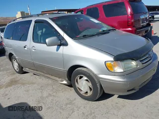 2002 Toyota Sienna LE z VIN 4T3ZF13C12U432578, wystawiony jako IAAI lot #42300813 z przebiegiem 213 088 mil mil oraz . Historia ofert i sprzedaży dostępna na DreamBid. Obrazek 1.