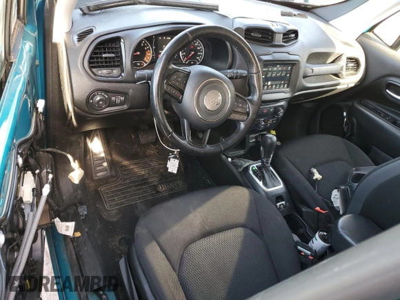 2020 Jeep Renegade Altitude with VIN ZACNJABB0LPL99236, listed as a Copart auction lot 44825675 with 83,809 mi miles and Salvage Title. Bid and sale history available at DreamBid. Image 8.