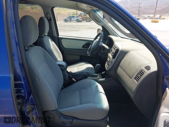 2005 Ford Escape XLT with VIN 1FMYU03155KB63374, listed as a IAAI auction lot 42739496 with 128,768 mi miles and . Bid and sale history available at DreamBid. Image 5.