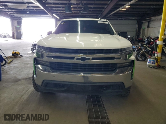 2022 Chevrolet Silverado 1500 LT with VIN 1GCUYDED8NZ167335, listed as a Copart auction lot 88039815 with 117,047 mi miles and Non Repairable. Bid and sale history available at DreamBid. Image 5.