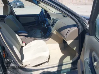 2000 Nissan Maxima GXE z VIN JN1CA31A8YT007617, wystawiony jako IAAI lot #42479039 z przebiegiem 165 950 mil mil oraz . Historia ofert i sprzedaży dostępna na DreamBid. Obrazek 5.