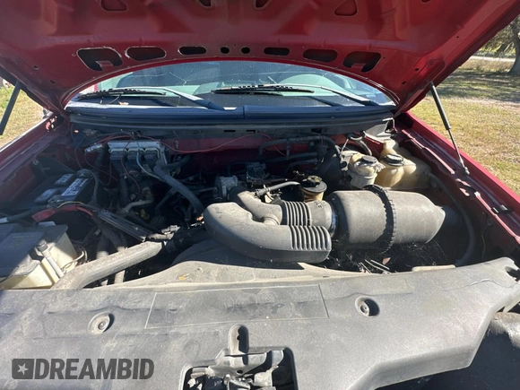 2007 Ford F-150 XL with VIN 1FTRF12W47KB40354, listed as a Copart auction lot 83070514 with 347,761 mi miles and Clean Title. Bid and sale history available at carsss.com. Image 7.