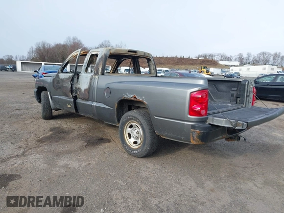 2006 Dodge Dakota ST with VIN 1D7HE22KX6S697744, listed as a IAAI auction lot 41837569 with Not Provided miles and . Bid and sale history available at carsss.com. Image 3.