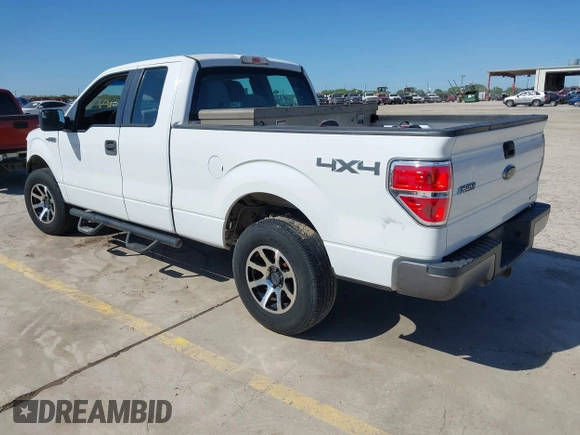 2012 Ford F-150 XL z VIN 1FTFX1EF4CKE08390, wystawiony jako IAAI lot #42085610 z przebiegiem 180 944 mil mil oraz . Historia ofert i sprzedaży dostępna na DreamBid. Obrazek 3.