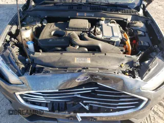 2019 Ford Fusion Hybrid SE with VIN 3FA6P0LU6KR263204, listed as a Copart auction lot 63937812 with 75,957 mi miles. Bid and sale history available at carsss.com. Image 7.