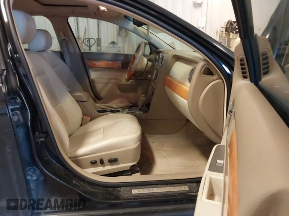 2008 Lincoln MKZ with VIN 3LNHM28T78R639677, listed as a IAAI auction lot 41376122 with 160,591 mi miles. Bid and sale history available at carsss.com. Image 5.