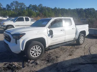 2024 Toyota Tacoma 2WD SR5 with VIN 3TMKB5FN4RM002301, listed as a IAAI auction lot 41489792 with 12,965 mi miles. Bid and sale history available at carsss.com. Image 17.