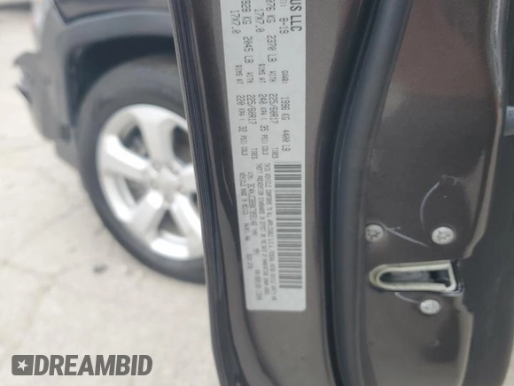2019 Jeep Compass Latitude with VIN 3C4NJCBB8KT855148, listed as a Copart auction lot 60451975 with 60,033 mi miles and Salvage title. Bid and sale history available at DreamBid. Image 13.