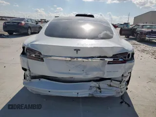 2021 Tesla Model S Long Range Plus z VIN 5YJSA1E2XMF427425, wystawiony jako Copart lot #61996075 z przebiegiem 73 786 mil mil oraz Szkoda całkowita • Salvage title. Historia ofert i sprzedaży dostępna na DreamBid. Obrazek 6.