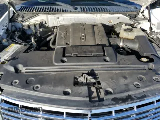 2011 Lincoln Navigator z VIN 5LMJJ2H52BEJ01696, wystawiony jako Copart lot #78605964 z przebiegiem 191 385 mil mil oraz Szkoda całkowita • Salvage title. Historia ofert i sprzedaży dostępna na DreamBid. Obrazek 12.