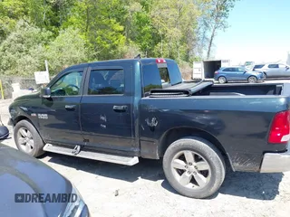 2015 Ram 1500 Big Horn z VIN 1C6RR7LT2FS731349, wystawiony jako IAAI lot #42189905 z przebiegiem 152 613 mil mil oraz . Historia ofert i sprzedaży dostępna na DreamBid. Obrazek 14.