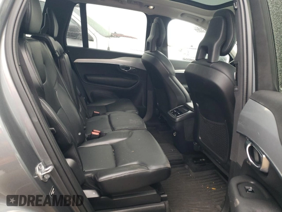 2018 Volvo XC90 Momentum z VIN YV4102PKXJ1361851, wystawiony jako Copart lot #82189234 z przebiegiem Nie podano mil oraz Szkoda całkowita • Salvage title. Historia ofert i sprzedaży dostępna na DreamBid. Obrazek 10.