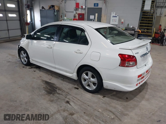 2007 Toyota Yaris with VIN JTDBT923271146058, listed as a IAAI auction lot 41877245 with 181,197 mi miles. Bid and sale history available at carsss.com. Image 3.