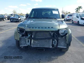 2024 Land Rover Defender X-Dynamic SE с VIN SALE2FEU8R2320398, выставлен на аукционе IAAI как лот 41513491 с пробегом 9 082 миль миль и . История ставок и продаж доступна на DreamBid. Изображение 6.