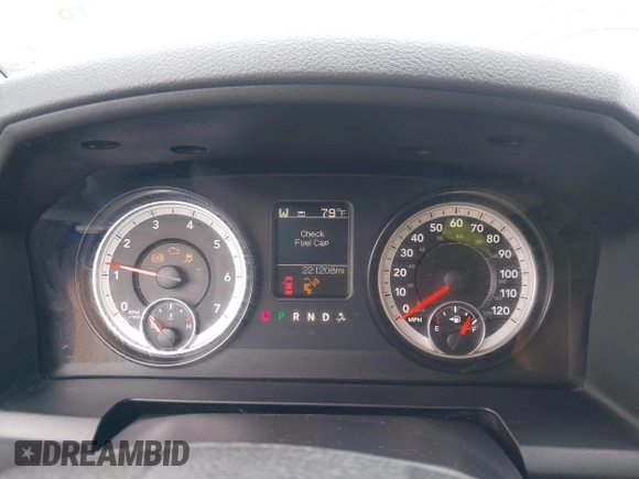 2015 Ram 1500 Big Horn z VIN 1C6RR7LT5FS758805, wystawiony jako IAAI lot #42445577 z przebiegiem 221 208 mil mil oraz . Historia ofert i sprzedaży dostępna na DreamBid. Obrazek 16.