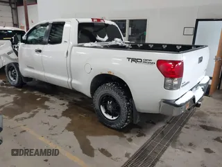 2008 Toyota Tundra 4WD Truck with VIN 5TFBV541X8X034895, listed as a IAAI auction lot 41617192 with 133,161 mi miles. Bid and sale history available at carsss.com. Image 3.