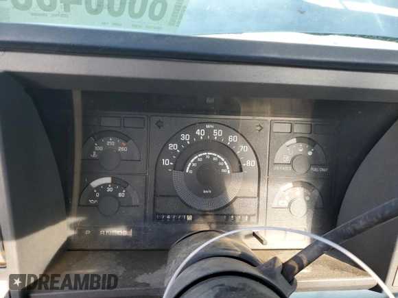 1990 GMC Sierra 1500 with VIN 1GTFC24K2LE554012, listed as a Copart auction lot 86004084 with 174,771 mi miles and Clean Title. Bid and sale history available at DreamBid. Image 9.