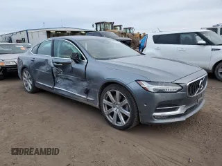 2018 Volvo S90 Inscription z VIN LVY992ML8JP038137, wystawiony jako Copart lot #84854314 z przebiegiem 90 050 mil mil oraz Szkody całkowita. Historia ofert i sprzedaży dostępna na DreamBid. Obrazek 4.