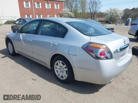 2012 Nissan Altima 2.5 S with VIN 1N4AL2AP4CN433420, listed as a IAAI auction lot 42112989 with 190,527 mi miles. Bid and sale history available at carsss.com. Image 3.