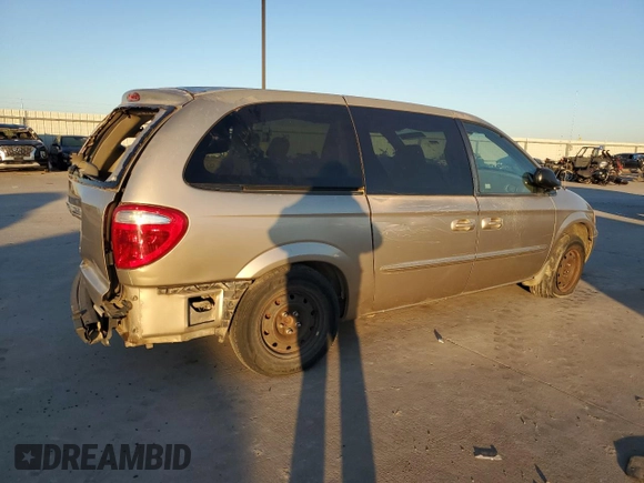 2003 Chrysler Town & Country with VIN 2C4GP24373R293030, listed as a Copart auction lot 70884954 with 156,566 mi miles and Salvage Title. Bid and sale history available at carsss.com. Image 3.