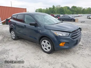 2019 Ford Escape S с VIN 1FMCU0F75KUB83831, выставлен на аукционе IAAI как лот 42048617 с пробегом 164 927 миль миль и . История ставок и продаж доступна на DreamBid. Изображение 1.