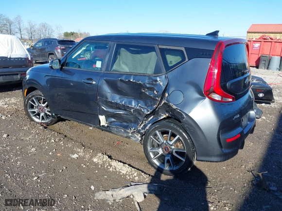 2020 Kia Soul GT-Line with VIN KNDJ63AU0L7054402, listed as a IAAI auction lot 41739639 with 47,775 mi miles. Bid and sale history available at carsss.com. Image 3.
