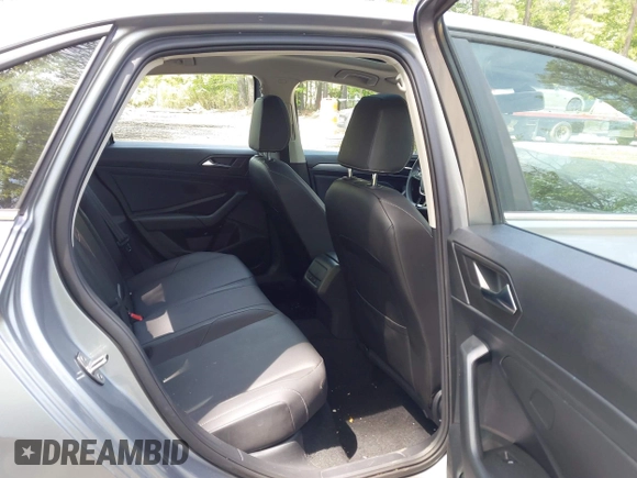 2020 Volkswagen Jetta S with VIN 3VWCB7BU8LM076922, listed as a IAAI auction lot 42123187 with 28,141 mi miles and . Bid and sale history available at DreamBid. Image 8.